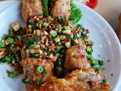 -大树下海鲜饭店