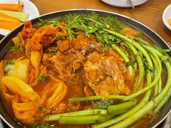 -喇喇排骨火锅·传统韩式脊骨汤(望京西园总店)