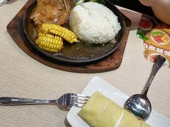 铁板黑椒牛扒饭-佰搭果·广式茶餐厅(西华路店)