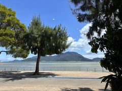 -鹏城人家海鲜酒家·23年老字号(较场尾店)