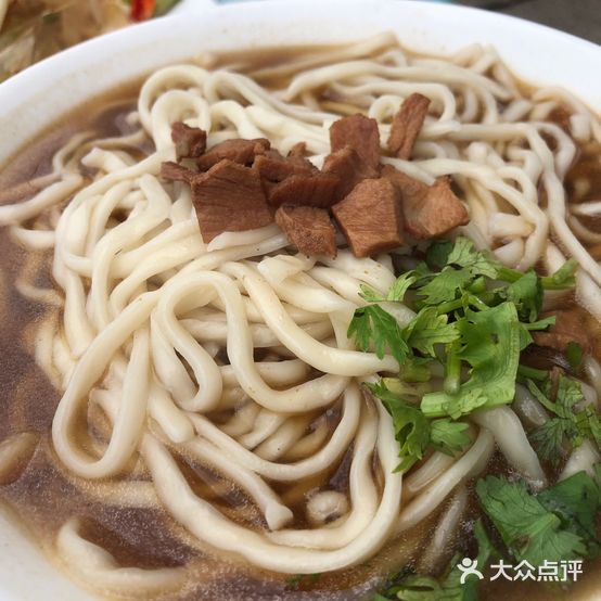 大肉手擀面(善国北路店)