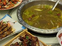 -乡土黄·鲜牛肉火锅·小龙虾(兴业街店)