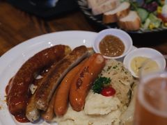 -申德勒加油站餐厅(三里屯北小街店)