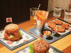 -FAT COW(虹梅路店)
