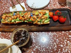 小龙虾独木舟-Toris(LuOne凯德晶萃广场店)