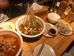 -嘉州叶婆婆钵钵鸡(建设路店)