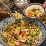 大漠胡杨新疆风味餐厅值得来一吃