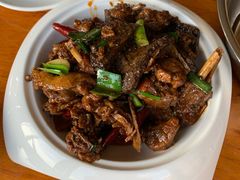 -临江餐馆二楼美食部落