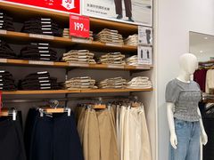 -优衣库(上海金桥国际商业广场店)