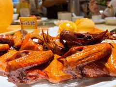 招牌烤乳鸽-石岐佬中山菜馆(张溪店)