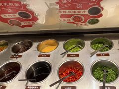 -左庭右院鲜牛肉火锅(金山万达店)
