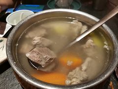 宁夏盐池滩羊手抓肉-丝路金桃·新疆菜(徐汇店)