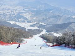 -亚布力新体委滑雪场