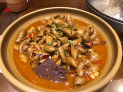 -钵家大院·地道湖北菜(江夏·大花岭店)