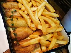 美式风味炸鸡翅配薯条-MIKAKU(万达广场上海宝山店)