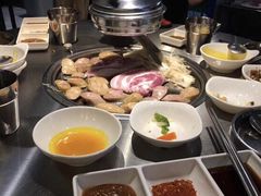 -韩聚屋韩国烤肉餐厅(新北万达店)