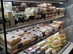 面包甜点陈列柜-幸福西饼面包茶饮(车公庙店)