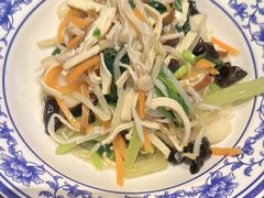 -古都历食南京菜·烤鸭·鸭血粉丝·汤包(南京博物院店)