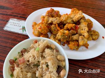 很正的腊味饭，很香口感也很糯