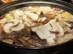 -芸鲜季·云南野生菌餐厅· 云南风物味研社(闵行店)