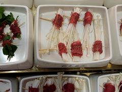 -来龍儿鲜切牛肉自助老火锅