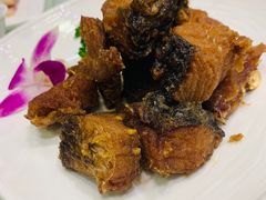 特色熏鱼-梅龙镇酒家(南京西路总店)