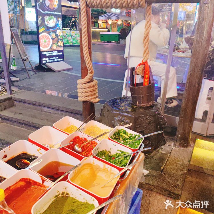 今天吃点啥|冬季老北京铜锅涮羊肉!