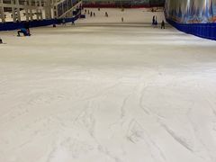 -乔波室内滑雪场