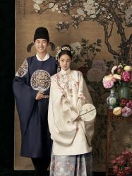 -玛奇朵婚纱摄影