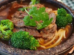 热石锅小牛排骨汤面-Moka Bros 摩卡站(西单大悦城店)