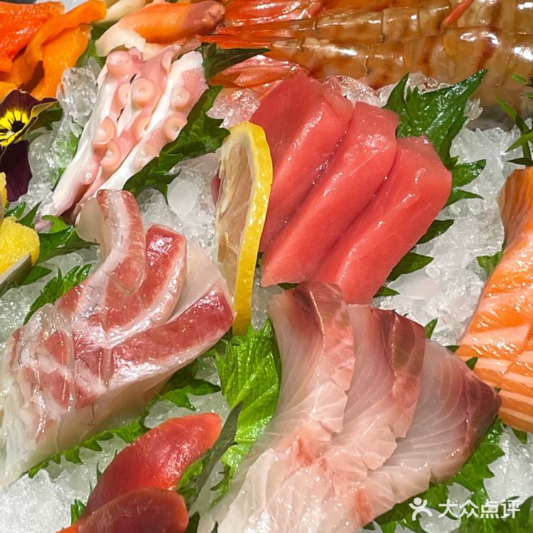 武汉宝藏日料店|驱车只为 了这口日料放题!!  