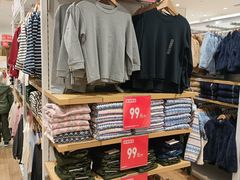 -优衣库(青岛万象城店)
