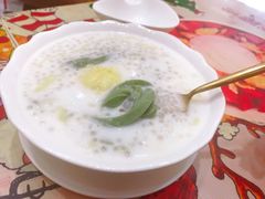 -甜心妈妈·榴莲星级糖水(北京路总店)