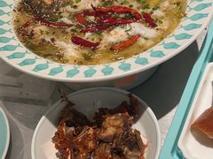 -姚姚酸菜鱼·金戈戈香港豉油鸡(喜荟城联名店)