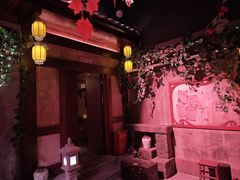 -暴风岛沉浸式体验馆(百联世纪店)