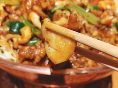 什锦碳烤牛蛙火锅-炉小二铜锅牛蛙•川湘菜(三里屯店)