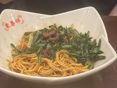 开洋葱油拌面送蛋皮汤-东泰祥生煎馆(陕西南路店)