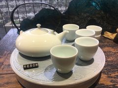 -瓷语堂(上海五维空间创意园店)