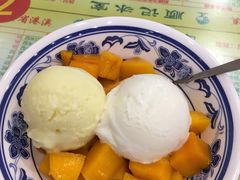 芒果伴双色榴莲椰子-顺记冰室(宝华路店)