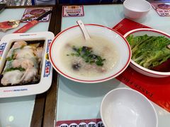 -赵财财·肠粉·煲仔饭(华润万象城店)