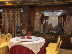 -鹊华居·地道鲁菜·海鲜·融合味(大明湖店)