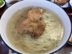 -百年老字号·观振兴蟹黄面·三虾面·苏式面(观前街富仁坊巷店)