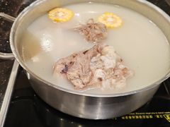-一哥澳门豆捞 · 十七年经典澳门火锅(四季天地店)
