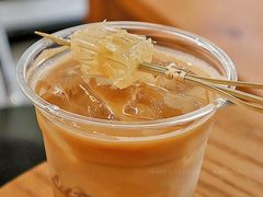 Bee的蜂巢拿铁-LilBee Coffee