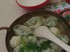 -小杨生煎(金山百联购物中心3楼店)