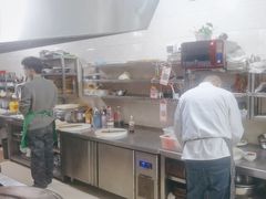 -宾朋海鲜特色美食餐厅·纯手工鲅鱼水饺(兴海路店)