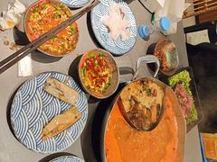 -楠小云·云南鲜菌·鲜牛自助火锅(九眼桥店)