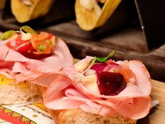 -Famous肥猫墨西哥音乐餐吧(五棵松华熙LIVE店)