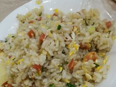 -江城燕子大排档(江汉路步行街店)