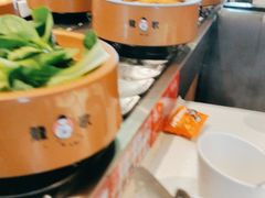 -龍歌自助小火锅(市南金茂湾店)
